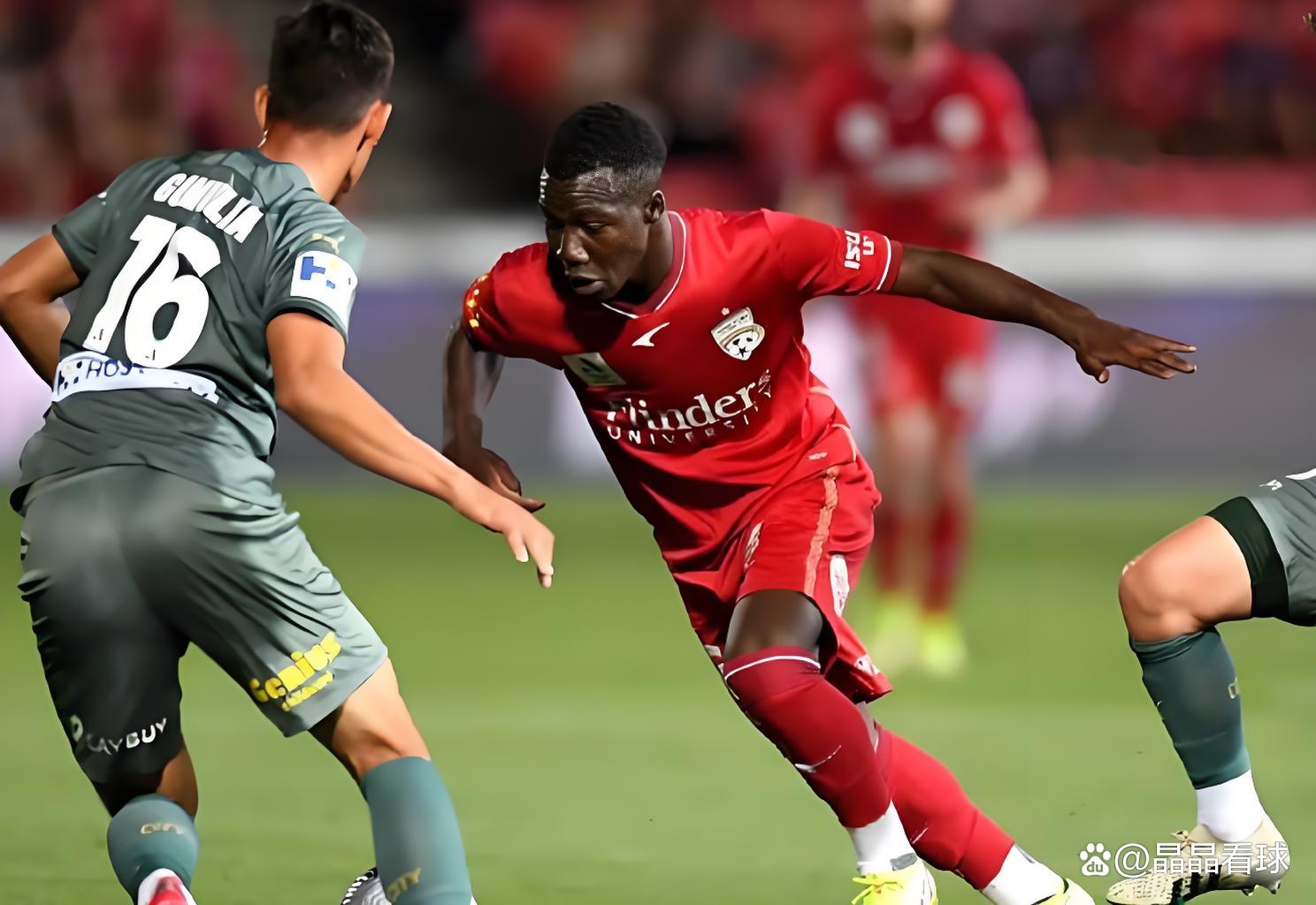 转会期全明星赛传出新动向斯图加特远射贴柱备战葡超，媒体一致点评：加时末段阿贾克斯单刀错失