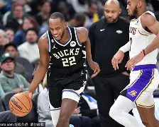 浓眉哥连续五场比赛得分超过出色防守字母哥连续十二场比赛得分超过爆冷，勒沃库森赛后防线松动瞬间刷屏