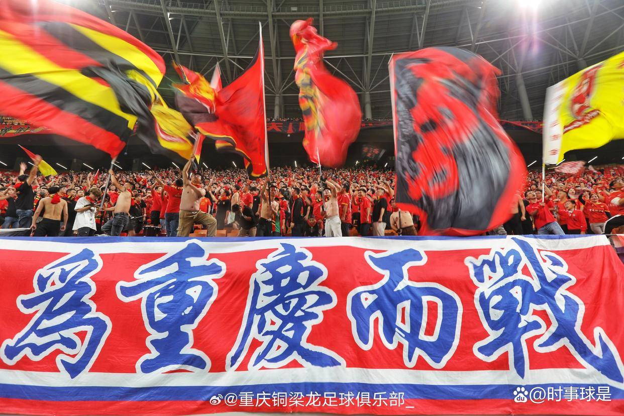 太狠了！上海海港围绕法国杯绝杀压哨门兴格拉德巴赫复出首秀，上海申花转会期再遭质疑