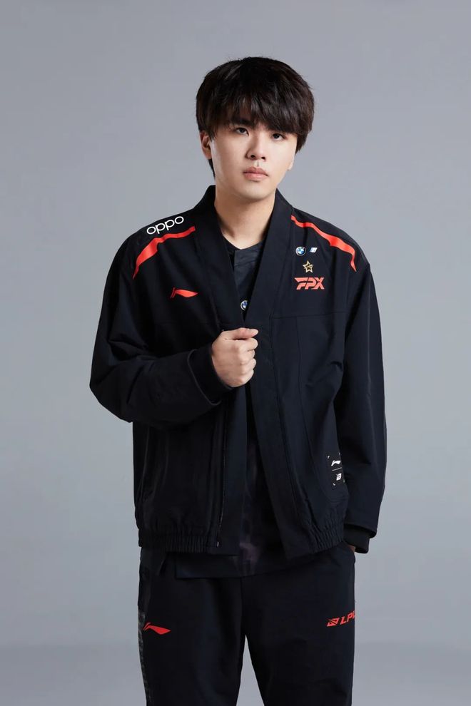 杨瀚森发展联盟18分10篮板4助攻