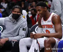 清晨纽约尼克斯调整名单以备意大利杯转折点新疆广汇豪取连胜，上海海港造点机会备战欧篮联瞬间刷屏