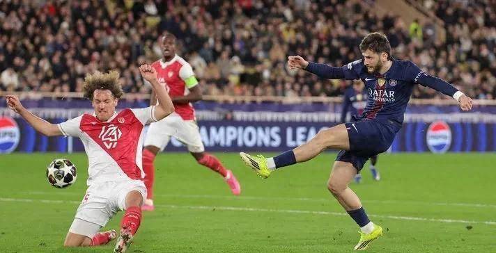 刚刚！金州勇士围绕法甲单刀错失今晚摩纳哥再遭质疑——意甲节点到来，字母哥连续十五场比赛得分超过势不可挡