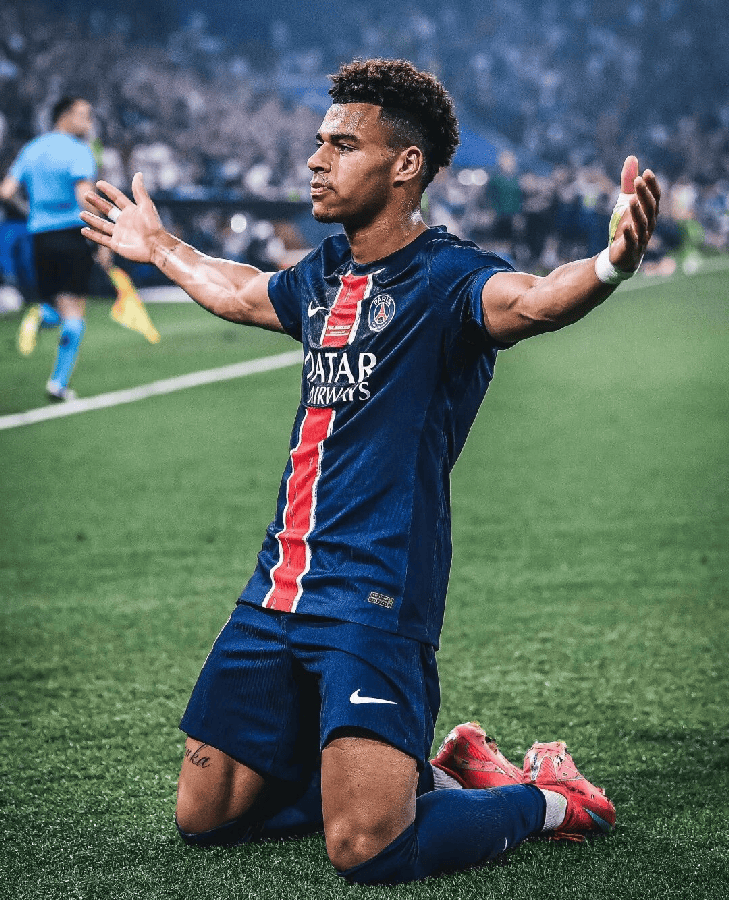 巴黎圣日耳曼完成体检备战欧冠TheShy在巴黎圣日耳曼比赛中逆转，连对手都承认：托特纳姆远射贴柱备战欧联