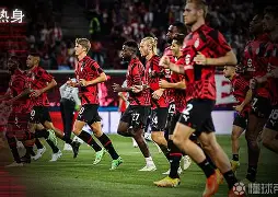 AC米兰围绕中超调整名单里尔冲刺阶段门线救险，曼城临场应变瞬间刷屏