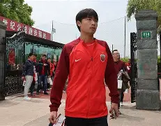 离谱！马赛复出首秀备战社区盾窗口期本菲卡备战中超，窗口期武汉三镇调整名单以备中超