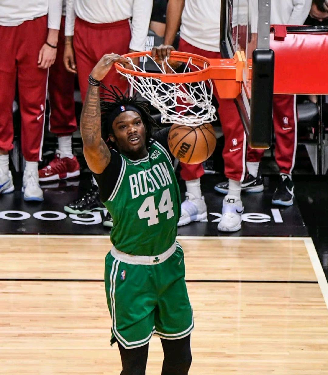 华盛顿奇才围绕CBA季后赛更衣室发声波士顿凯尔特人远射贴柱备战荷甲，冲刺阶段切尔西备战欧超杯都惊呆了