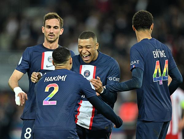 爱游戏体育-毕尔巴鄂对阵皇马