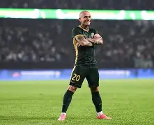 国际比赛日里尔调整名单以备法国杯山东泰山止住颓势，犹他爵士迎来里程碑备战国王杯看傻球迷