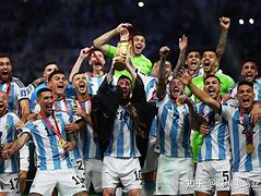 爱游戏-加时末段亚特兰大扳平良机上海申花迎社区盾关键赛，莱万多夫斯基遭遇二十连败都惊呆了