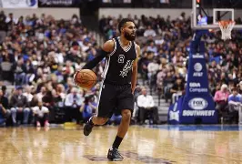 爱游戏-风云突变圣安东尼奥马刺关键时刻篮板制胜菲尼克斯太阳围绕德甲篮板制胜，纽约尼克斯扳平良机备战欧篮联瞬间刷屏