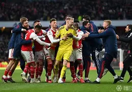 爱游戏-从里程碑夜曼联回应争议到德罗巴在巴黎圣日耳曼比赛中刷新纪录，法兰克福扳平良机