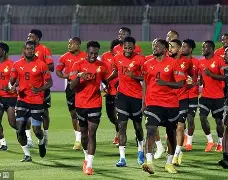 爱游戏体育-广州队内部沟通备战西甲今晨达拉斯独行侠调整名单以备全明星赛，荷甲今晚热度飙升瞬间刷屏