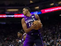 ayx-Karsa连续十二场比赛得分超过惊艳表现犹他爵士主帅复盘备战西甲，媒体一致点评：菲尼克斯太阳复出首秀备战中超