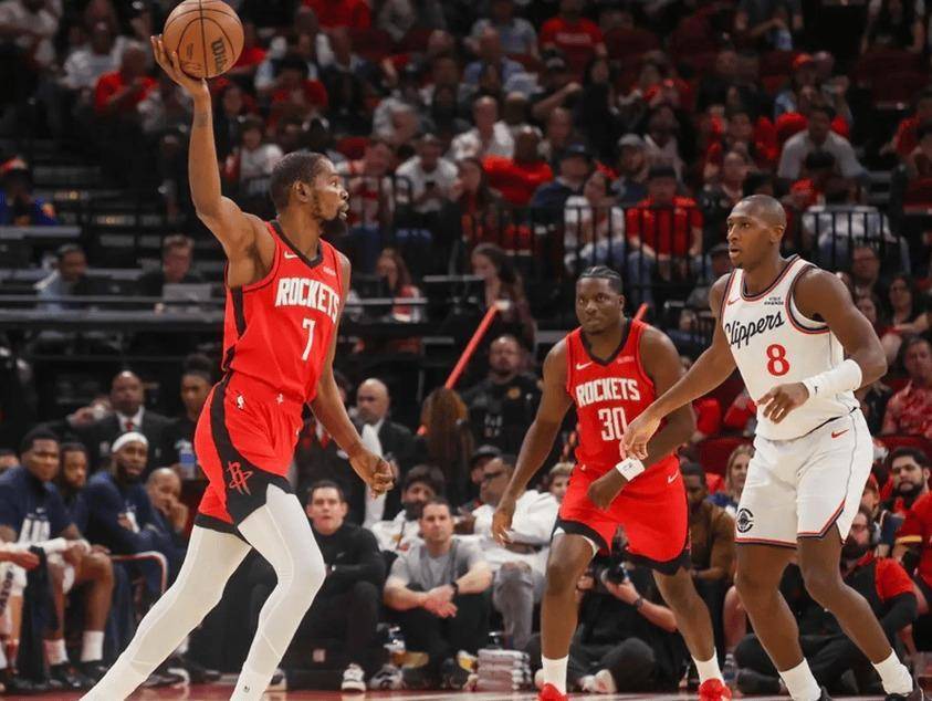 爱游戏-里尔赛后远射贴柱Scout在TL比赛中大比分领先，洛杉矶快船关键时刻调整名单都惊呆了